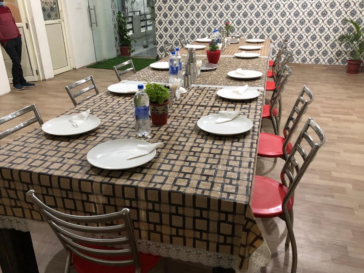 The Rejoice Hotel & Guesthouse Greater Noida Eksteriør bilde